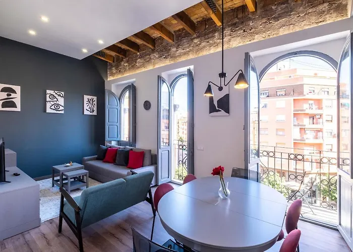Spacious Penthouse With Massive Terrace Valencia