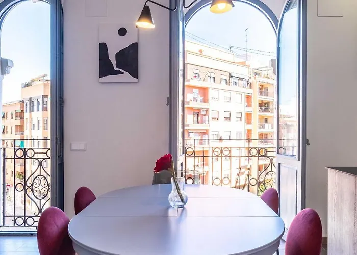 Spacious Penthouse With Massive Terrace