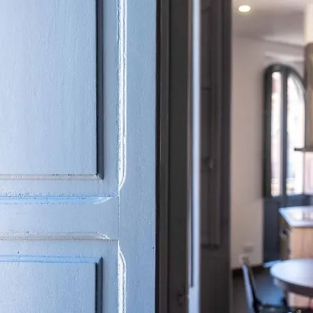 Spacious Penthouse With Massive Terrace Apartment