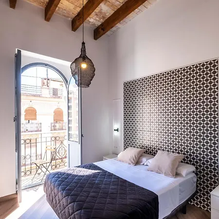 Spacious Penthouse With Massive Terrace